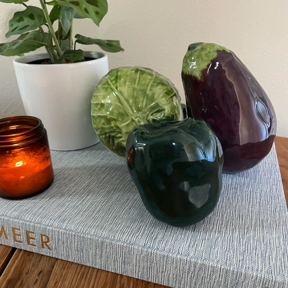 Vintage Ceramic Vegetable Garden Figurines – Eggplant, Green Pepper & Cabbage